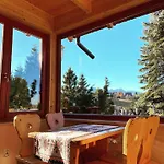 Dom Z Witrazami Homestay