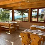 Dom Z Witrazami Homestay *