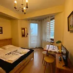 Pansiyon Dom Z Witrazami *