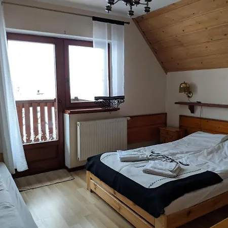 Ubytování v soukromí Dom Z Witrazami Tatranská Bukovina