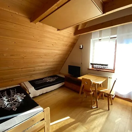 Dom Z Witrazami Homestay *
